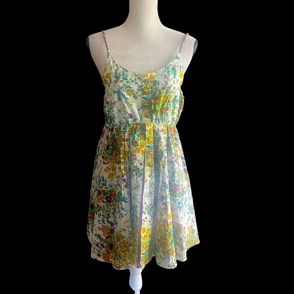 NWT-FUNKY PEOPLE-FLORAL TOP